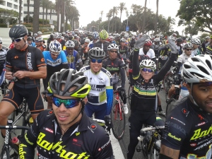 Thanksgiving Holiday Ride  (about 300 riders)